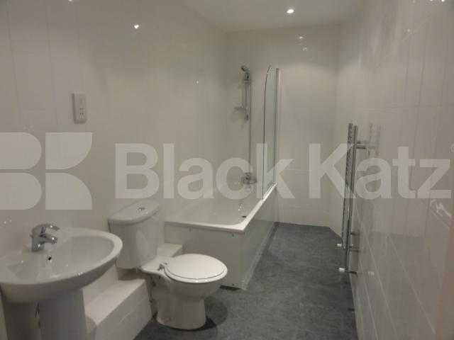 			NEW INSTRUCTION, 2 Bedroom, 1 bath, 1 reception Apartment			 Gloucester Court, Rowcross Street, Bermondsey